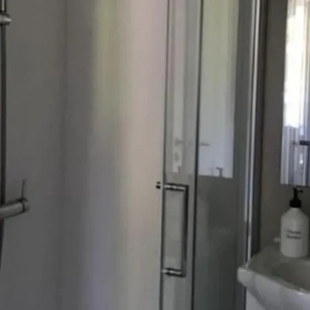 Mobil-home Confortable Pour 4 Pers Avec Terrasse A - Api-1-52-467 *